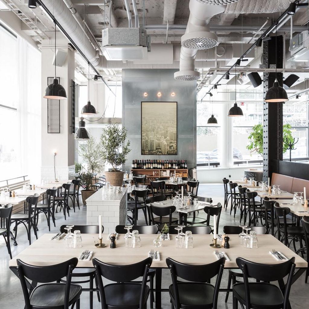 Usine 36-38 (hämtas i caféet)