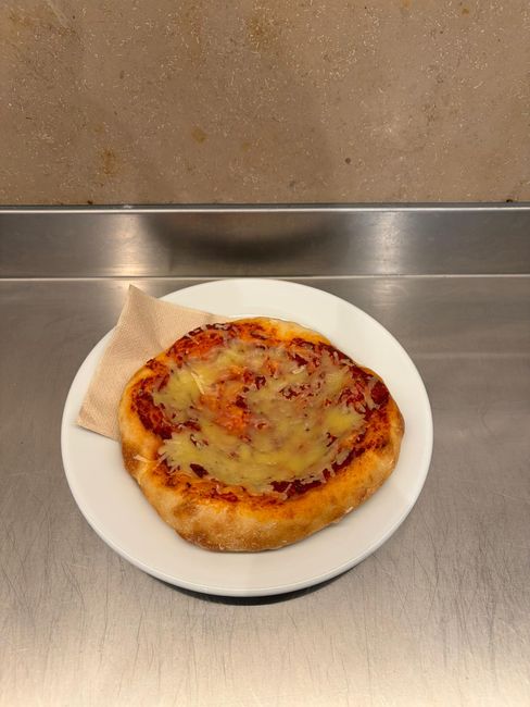 Pizza margherita