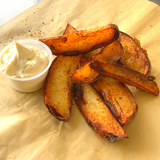 Klyftpotatis med aioli