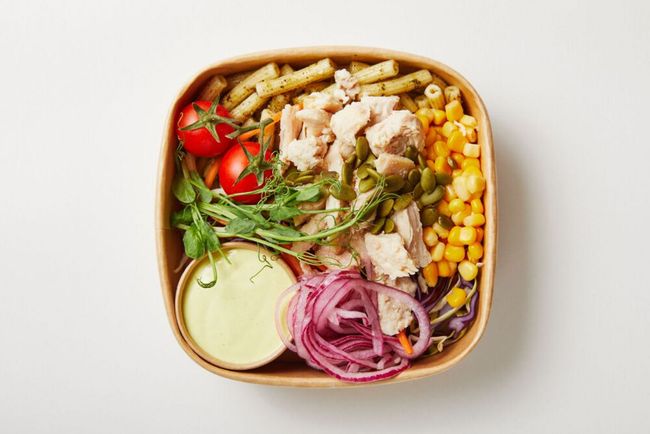 PANINI PASTASALLAD GRILLAD KYCKLING CURRY