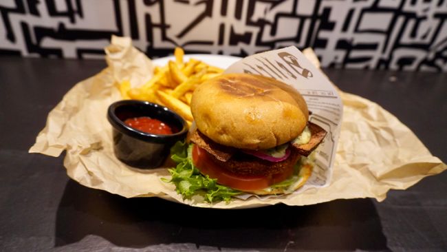 No-Cluck Burger & Fries