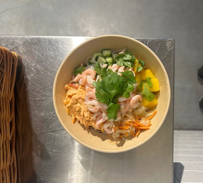 Nudelsallad med räkor