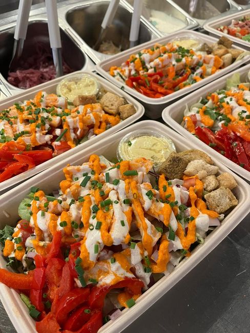 Spicy chicken sallad