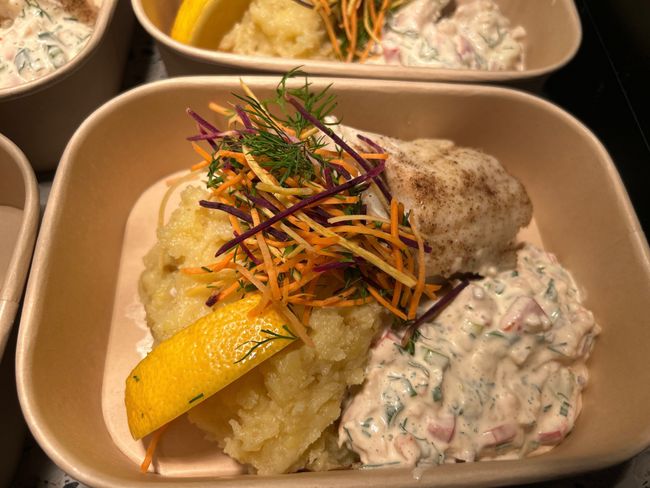 Ångad kummel med räkröra och potatiskross