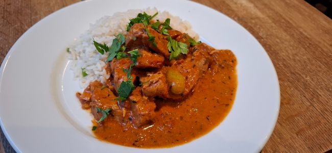 Fläskfilégryta med chorizo och ris