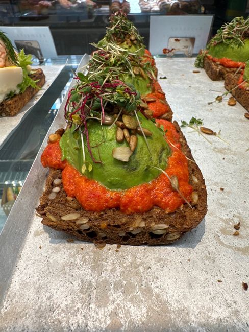 Avocado-Muhammara macka