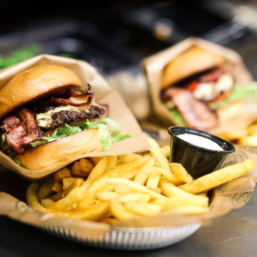STEKT Burger & Stuff - S2