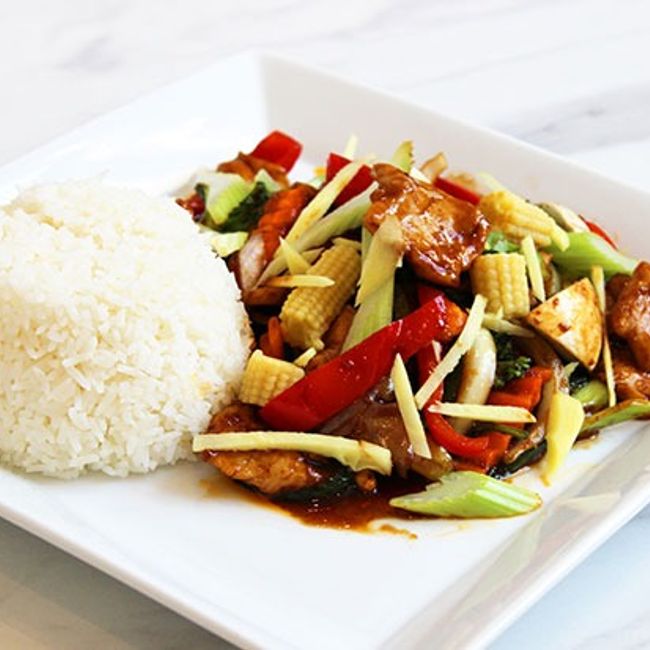 Ingefära wok med biff.*