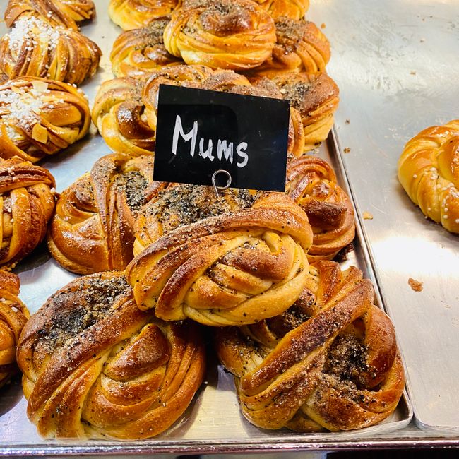 4 x Kardemummabullar färskfrysta