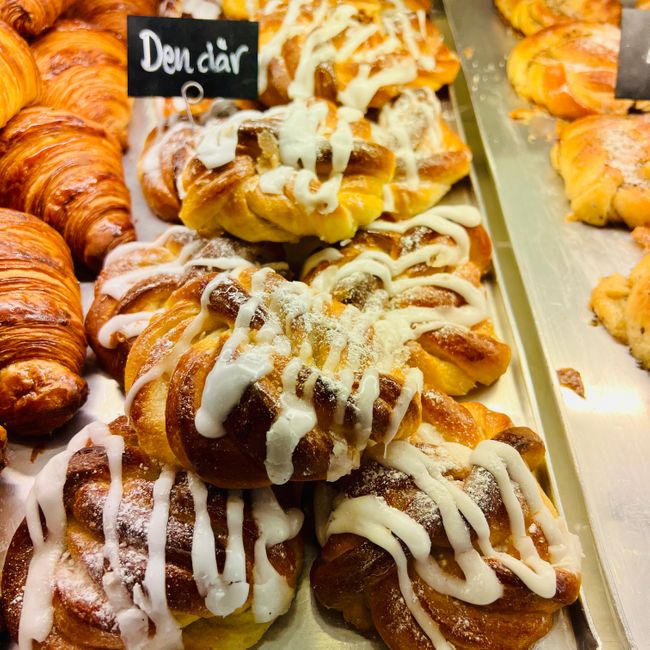4 x Karlsbaderbullar med vaniljsalt (färskfrysta)